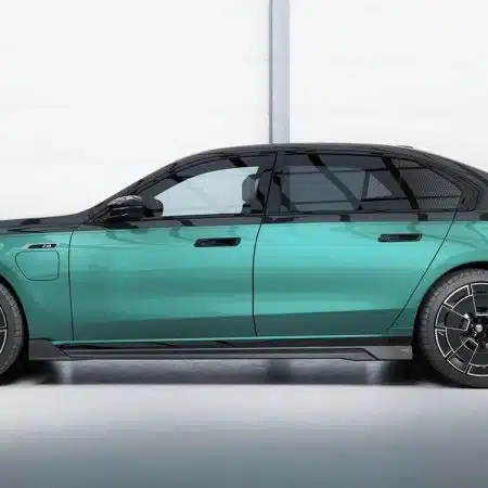 LARTE Design Side Skirts for G70 BMW 760i xDrive [i7-LR-003.01/02/i7-LR-003.01/02.C]