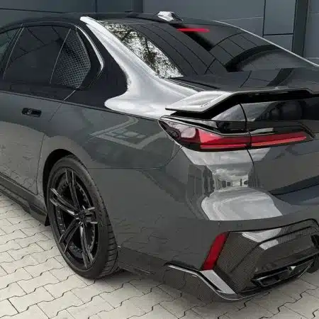 LARTE Design Rear Bumper Ailerons for G70 BMW 760i xDrive [i7-LR-002.003/04/i7-LR-002.003/04.C]