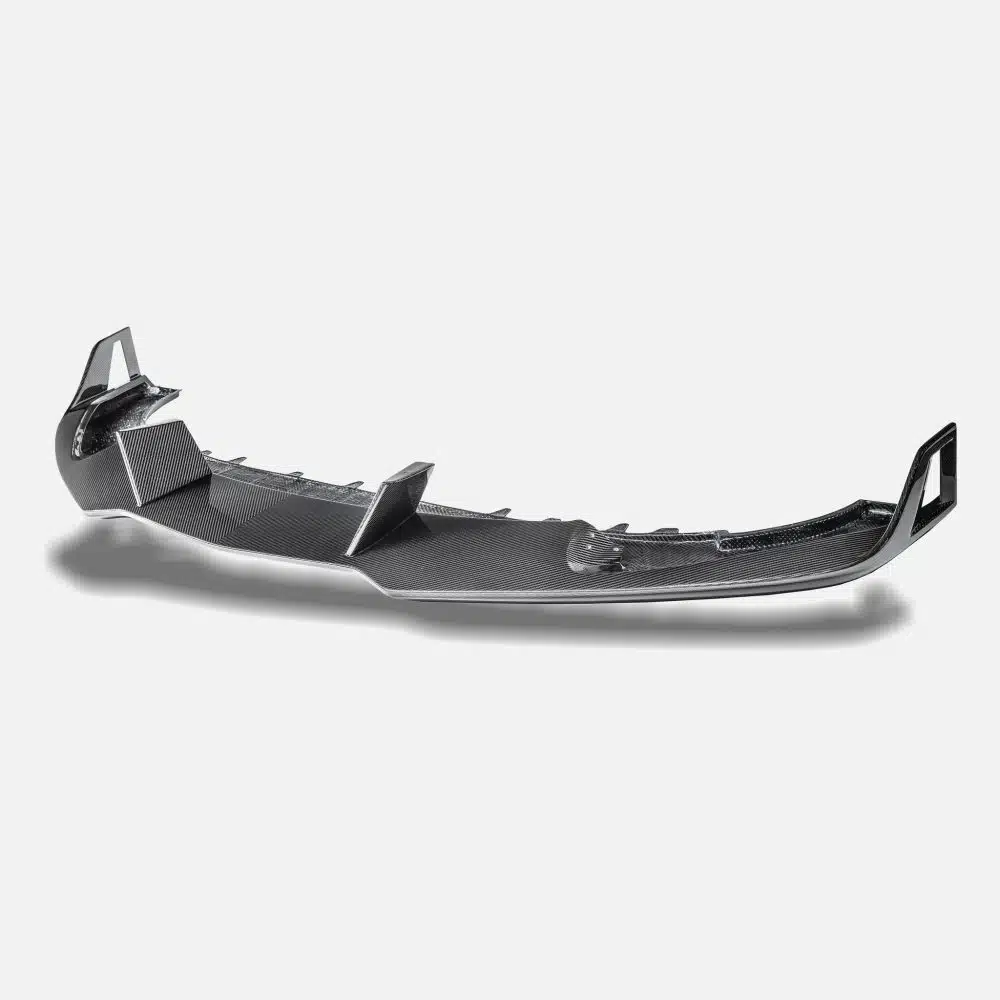 RYFT Front Lip for Lamborghini Urus Performante under the front bumper of the Urus Performante