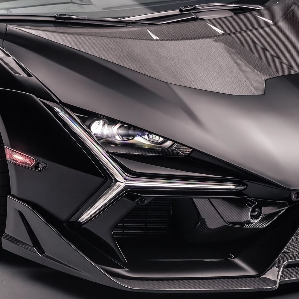 RYFT Carbon Fiber Headlight Cover for Lamborghini Revuelto at the front lights